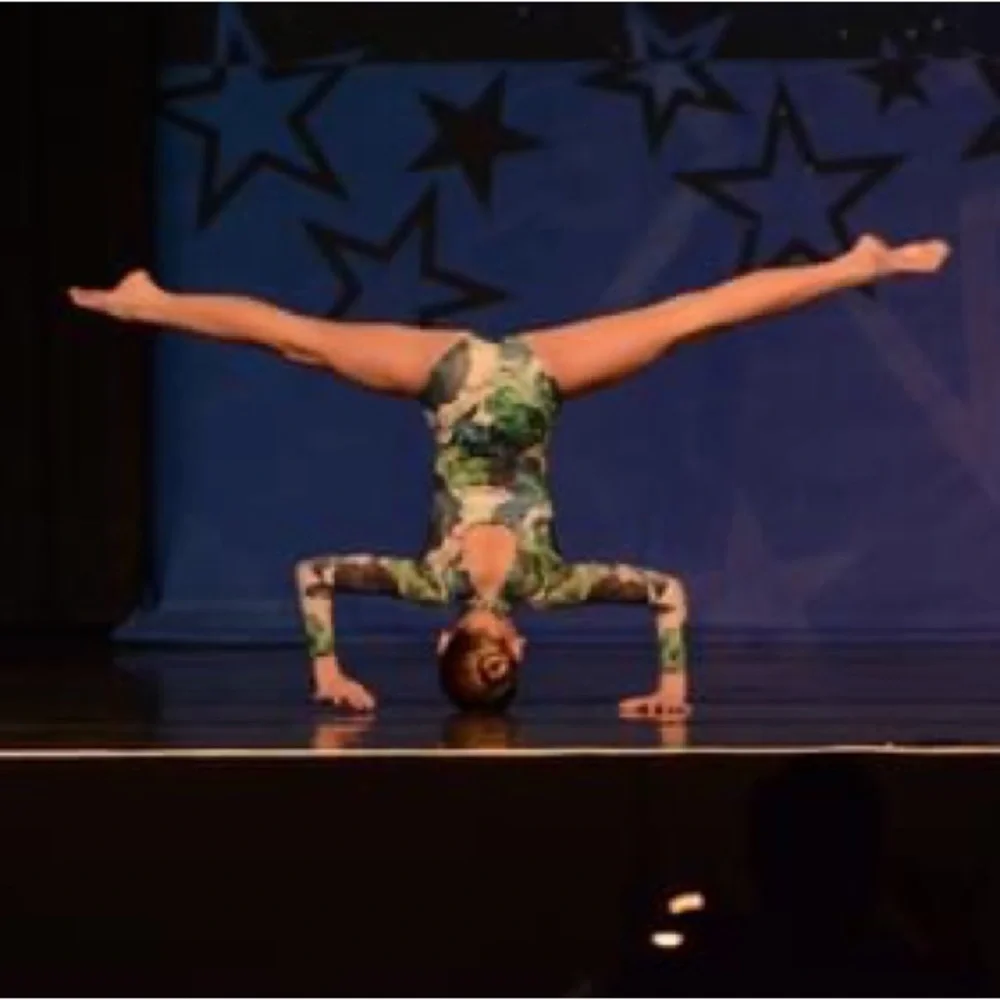 Gorgeous Competition Stoned Green & White Flowered Leo Youth Size 12